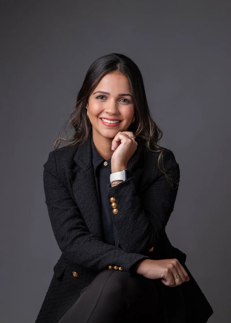 Dra. Thais Ferreira, advogada previdenciária do escritório Marcello Benevides